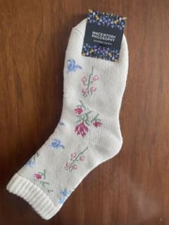 MACKINTOSH PHILOSOPHY 花柄ソックスのサムネイル