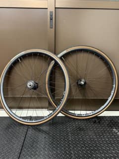 The Hydraリムとフィルウッドハブの組み合わせ　ピストホイール　セット The Hydraリムとフィルウッドハブの組み合わせ ピストホイール セット