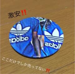 adidas 缶バッチ。のサムネイル