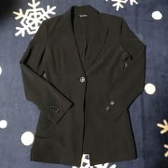 すんすん様専用 セシルマクビー 黒色ジャケットのサムネイル