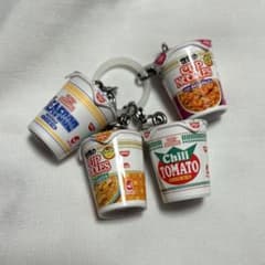 カップヌードル ミニチュアチャーム 4種セットのサムネイル