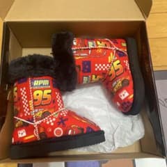 新品。カーズ。ボアブーツ　お値引き中　本日更にお値下げ中のサムネイル