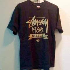 STUSSY tシャツのサムネイル