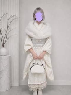総レース振袖 &ファー ホワイト 白 オフホワイト 成人式 - メルカリ