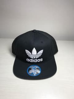 adidas キャップのサムネイル