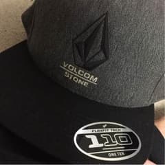 VOLCOM キャップのサムネイル