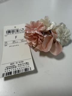 キッズ　anyFAM　 花モチーフ コサージュのサムネイル