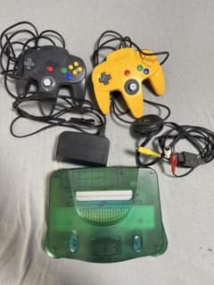 プ*ン様 NINTENDO64 本体 クリアグリーン コントローラー2個のサムネイル