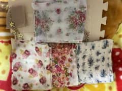 【お値下げ】春物　ストール　4枚セット　花柄　ピンク　ブルー系のサムネイル