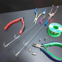 ヤエン×２本（Brassシンカー版）と電ケミ×１個のサムネイル