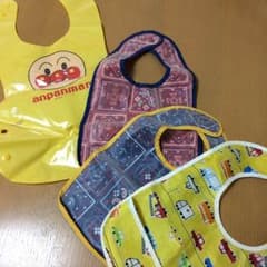 お食事スタイ ４点セットのサムネイル