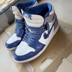 Nike Air Jordan 1 トゥルーブルー ハイカットスニーカーのサムネイル
