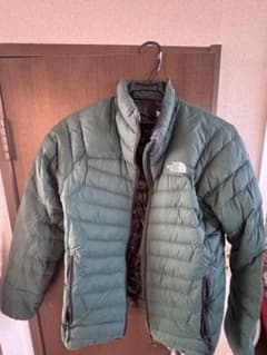 THE NORTH FACE グリーンダウンジャケット Sのサムネイル