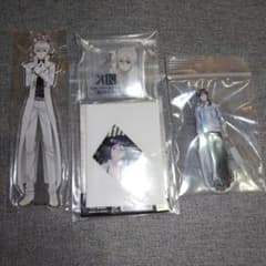 アニメK 伊佐那社 でかアクリルキーホルダー バッジ - メルカリ