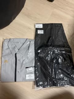 McDonald's クルーユニフォーム シャツ パンツ セット Mサイズのサムネイル