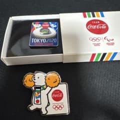コカコーラピンズ2個 - メルカリ