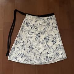 チャコット バレエ用巻きスカート 花柄 Mサイズのサムネイル