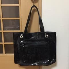 【極美品】SEE BY CHLOE シーバイクロエ エナメル トートバッグのサムネイル