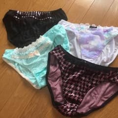 レディース ショーツのサムネイル