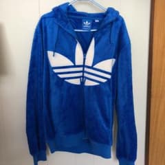 adidas パーカーのサムネイル