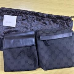 GUCCI ブラックキャンバス ポーチセットのサムネイル
