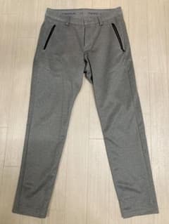 Under Armour グレー ストレッチパンツのサムネイル