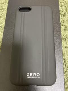 ZERO HALLIBURTON   ゼロハリバートン　スマホケース　極美品のサムネイル