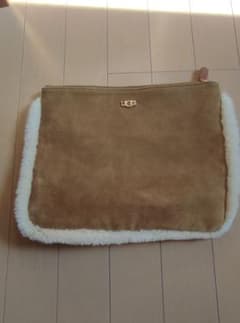 UGGバッグのサムネイル