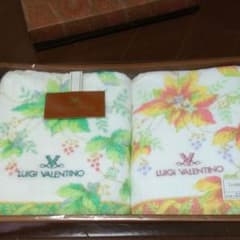 新品～LUIGIVALENTINOフェイスタオル２枚セットのサムネイル