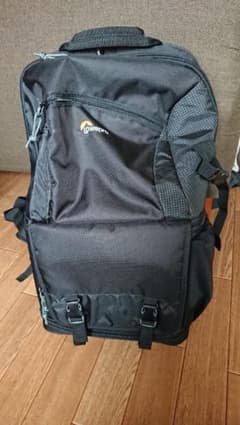 カメラバッグ lowepro 未使用のサムネイル