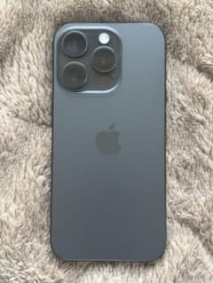 Apple iPhone 15 Pro スペースグレー 本体 256GB - メルカリ