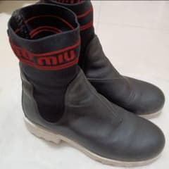 MIU MIU サイドゴアブーツ 黒 レザー　ソックスブーツのサムネイル