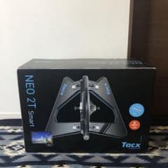 Tacx Neo2T スマートトレーナー 総稼働時間2日強の美品  諸々セット！のサムネイル