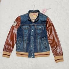 リーバイス【M】デニムジャケット 袖牛革 70405 ワッペン Gジャン リーバイス【M】デニムジャケット 袖牛革 70405 ワッペン Gジャン