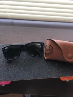 Ray Banのサムネイル