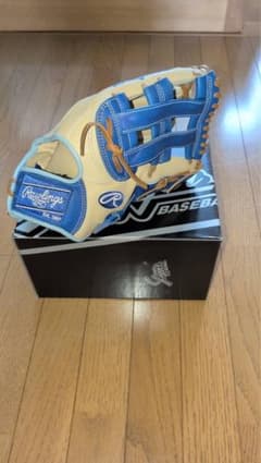 【極美品】Rawlings 軟式用グローブ　外野手用のサムネイル