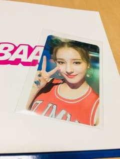 MOMOLAND BAAM ナンシー トレカのサムネイル