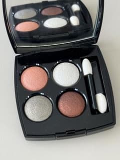 CHANEL LES 4 OMBRES 236 アイシャドウパレット新品・未使用のサムネイル