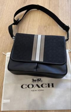 COACH コーチ メッセンジャーバッグ ショルダーバッグ ブラックのサムネイル