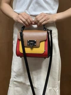 ショルダーバッグ イタリアで購入のサムネイル