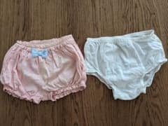 ブランシェスのかぼちゃパンツ、ギャップのインナーパンツのサムネイル