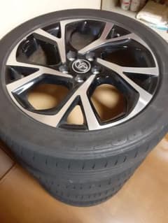 りゅうさま専用！純正アルミホイル♡C-HR♡18インチ！のサムネイル