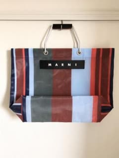 美品 MARNI マルニ フラワーカフェ ストライプトートバッグのサムネイル