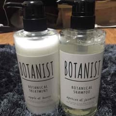 BOTANIST シャンプー トリートメントのサムネイル