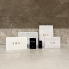 Dior Sauvage ソヴァージュ 香水 10ml プレゼント 紙袋のサムネイル