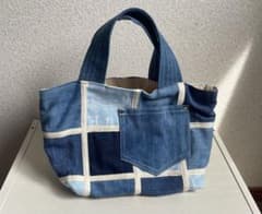パッチワーク風ハンドメイドのミニトートバッグのサムネイル