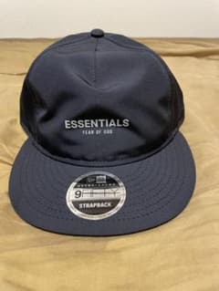 Fear of God Essentials キャップのサムネイル