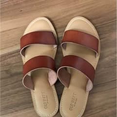old navy サンダルのサムネイル