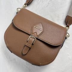 【新品同様 】FURLA フルラ ウラニア ショルダーバッグ レザー キャメルのサムネイル