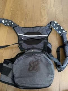 抱っこ紐　ヒップシートのサムネイル